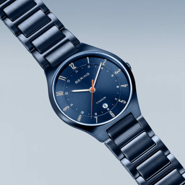 Orologio Bering Uomo Titanium Collection in Titanio 11743-797 - immagine 2