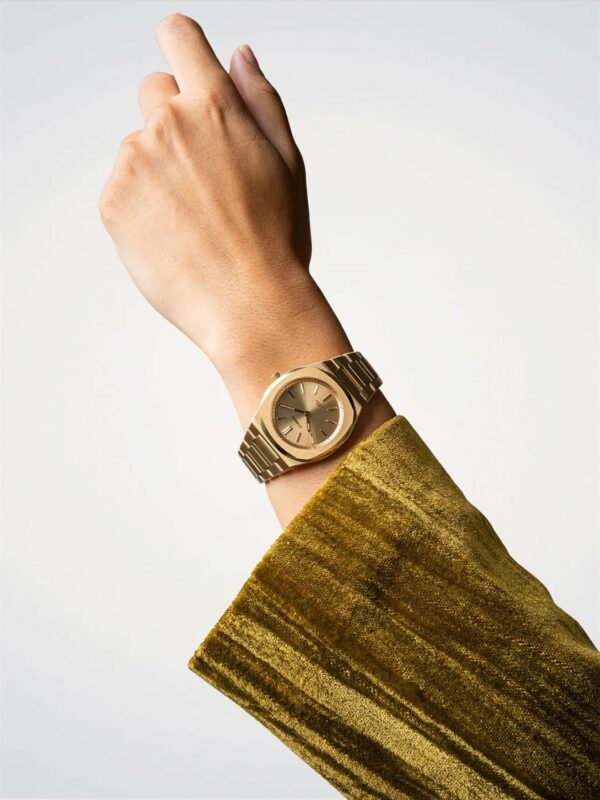 Orologio D1 Milano Donna Gold Mellow Ultra Thin 34 mm in Acciaio D1-UHBL02 - immagine 6